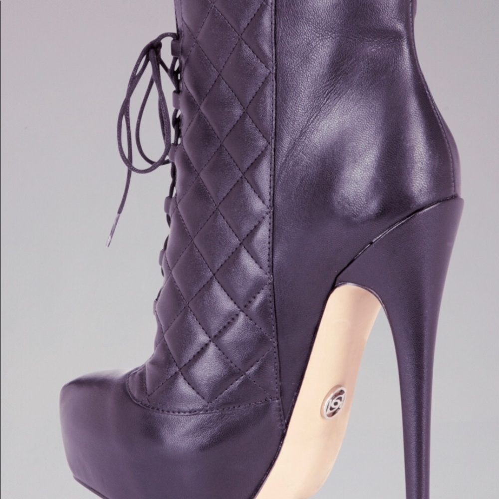 Brand new Bebe Yolanda quilted Bootie brand new!!
